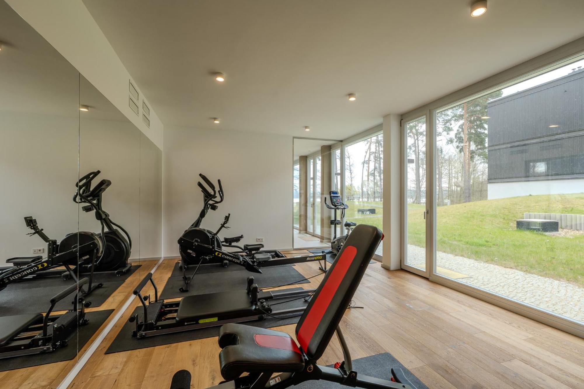 Marina Maisonette Seeblick Mit Pool Und Sauna 巴特萨罗皮斯库夫 外观 照片