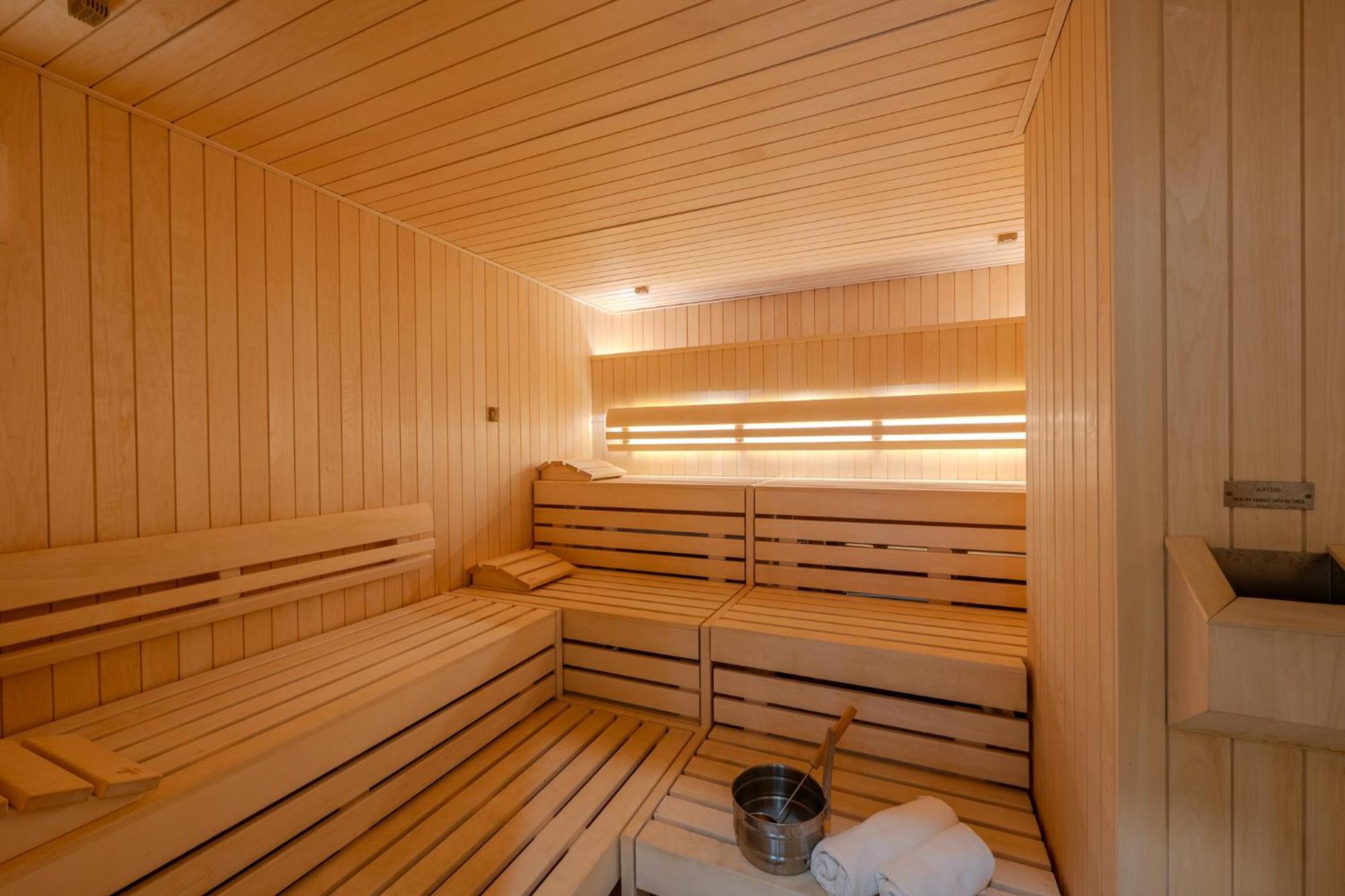 Marina Maisonette Seeblick Mit Pool Und Sauna 巴特萨罗皮斯库夫 外观 照片